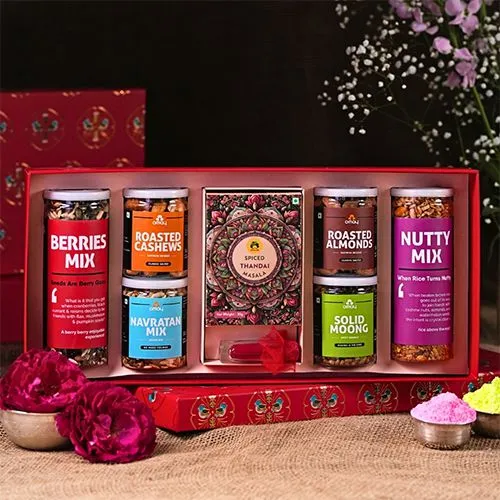 Holi Harmony Gift Box