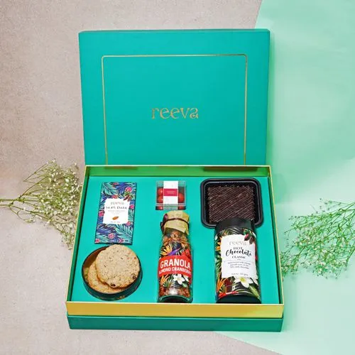 Cozy Cocoa Delights Package