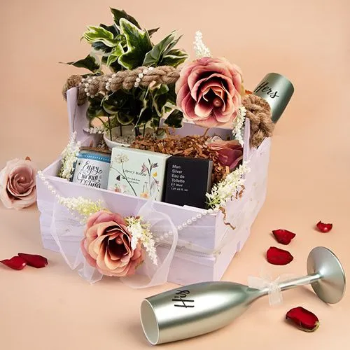 Toast to Love Gift Set