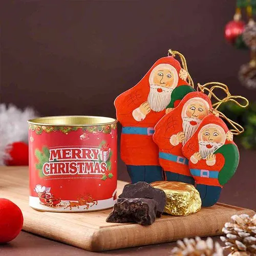 Christmas Cheer Brownie  N  Santa Ball Set