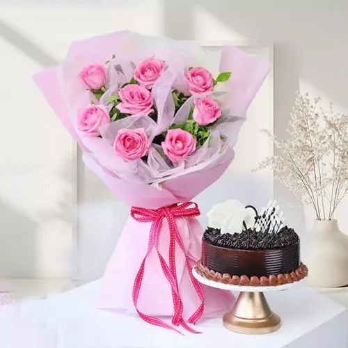 Lovely Roses  N  Brownie Cake