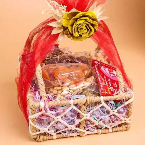 Delicious Nuts N Treats Basket