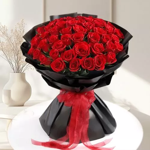 Lush Red Roses Bouquet