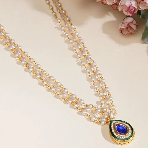 Glamourous Kundan Necklace