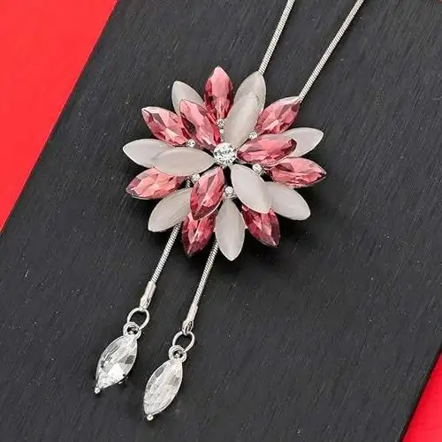 Trendy Crystal Flower Pendant Necklace