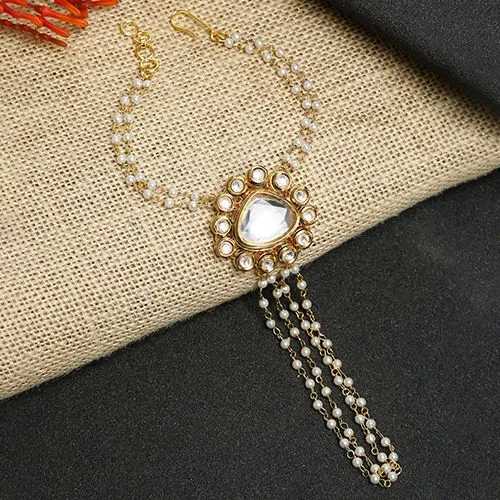 Classic Kundan Bracelet Elegance