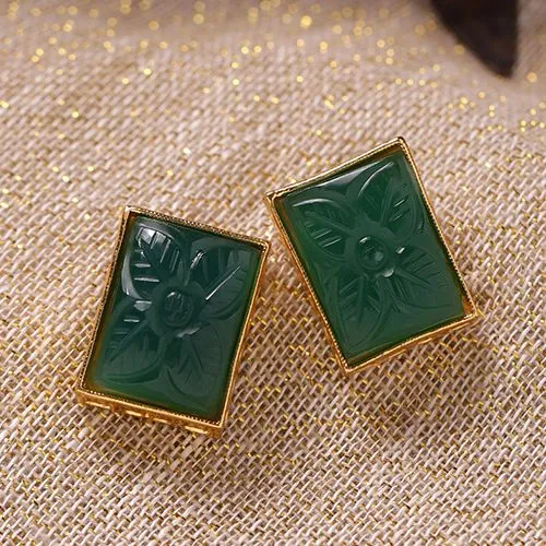 Classic Emerald Kundan Studs