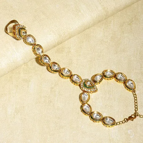 Chic Kundan Sparkle Bracelet