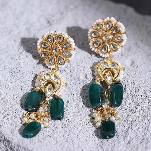 Subtle Kundan Chic Earrings