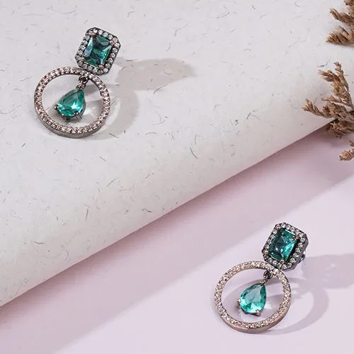 Classic Green Chic Earrings