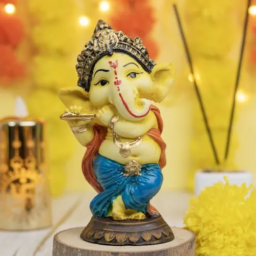 Elegant Ganesha Playing Bansuri Showpiece