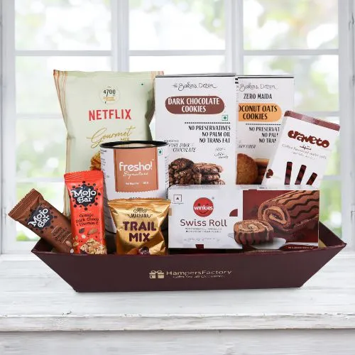 Sweet  N  Savory Delights Gift Set