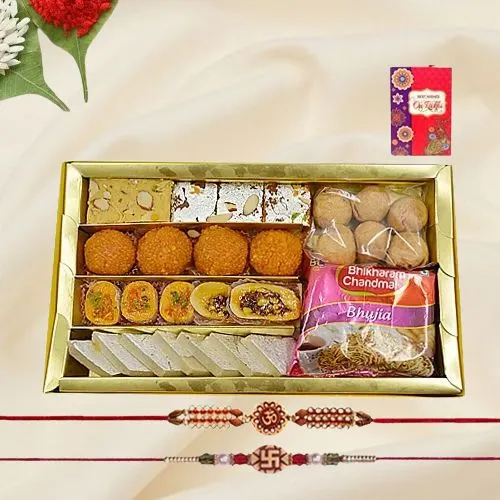 Sweet Embraces N Auspicious Rakhi